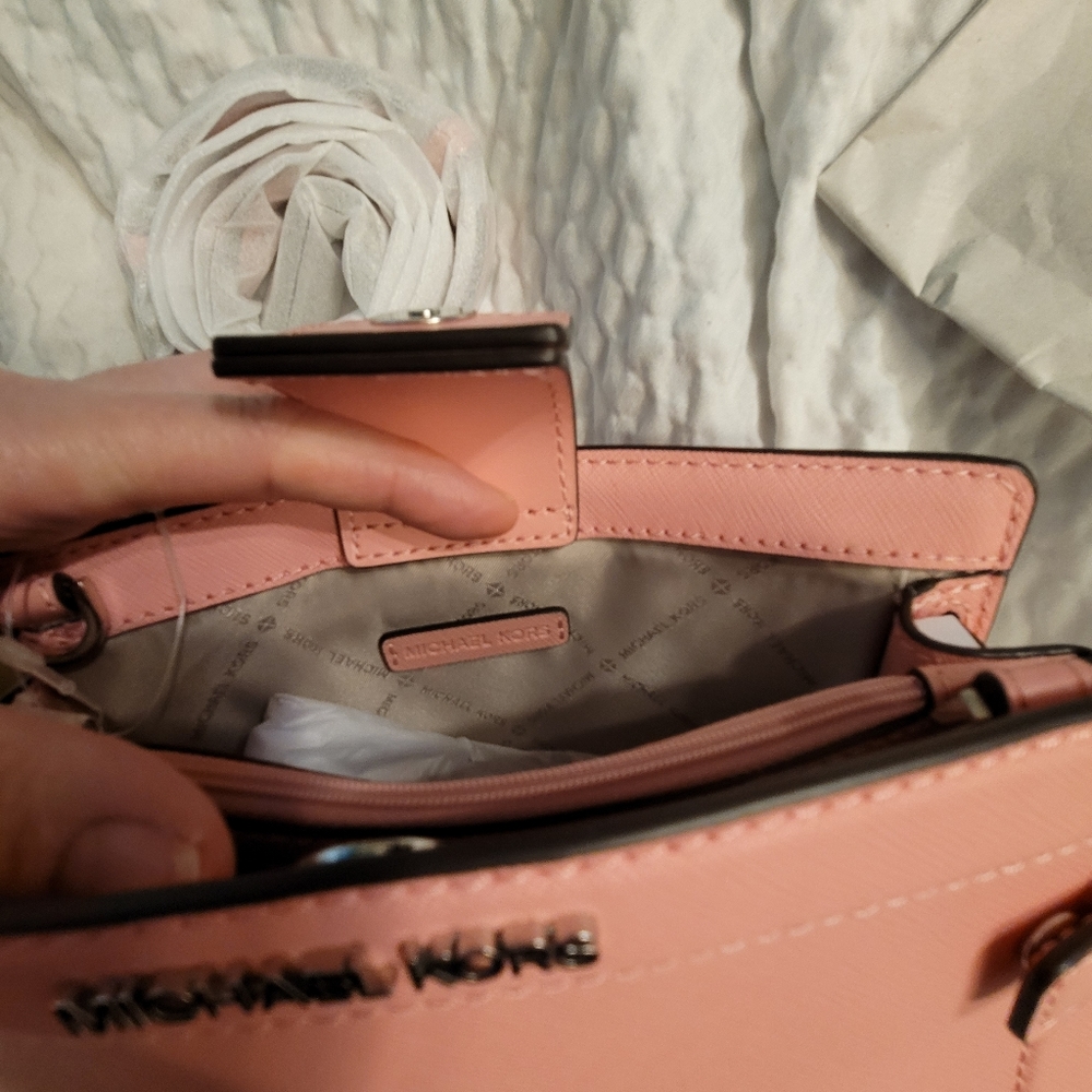 Nwt Rayne saffiano leather crossbody bag - Picture 10 of 11